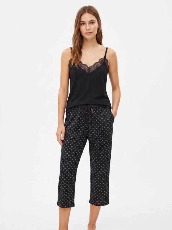 Women's Lace Cami & Heart Print Capri Pajama Set
